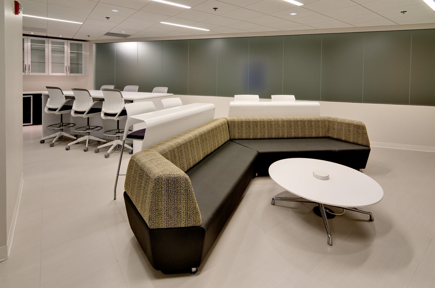 5335 Wisconsin Ave NW, Washington, DC 20015